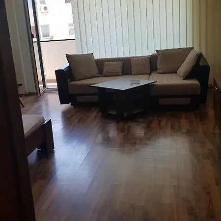 Bonjour Studio Apartment